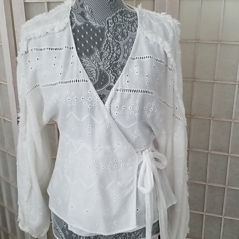 Zara Cotten eyelit top